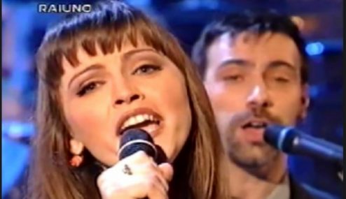 Sanremo: 5 canzoni da conoscere per fare il tipo sui social